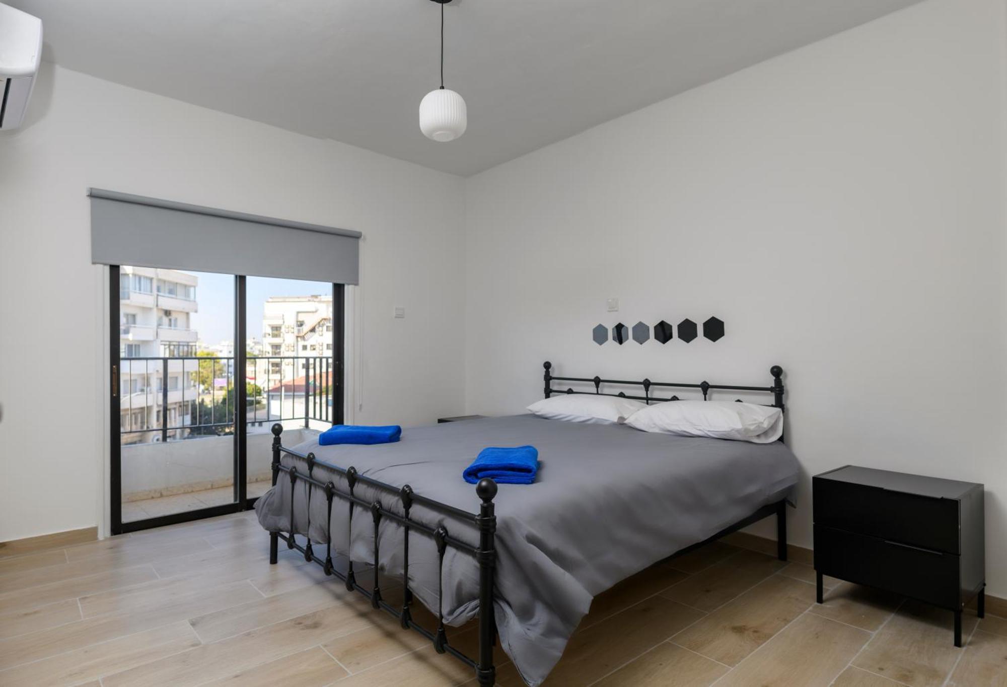 Ollies 3 Bedroom Larnaca