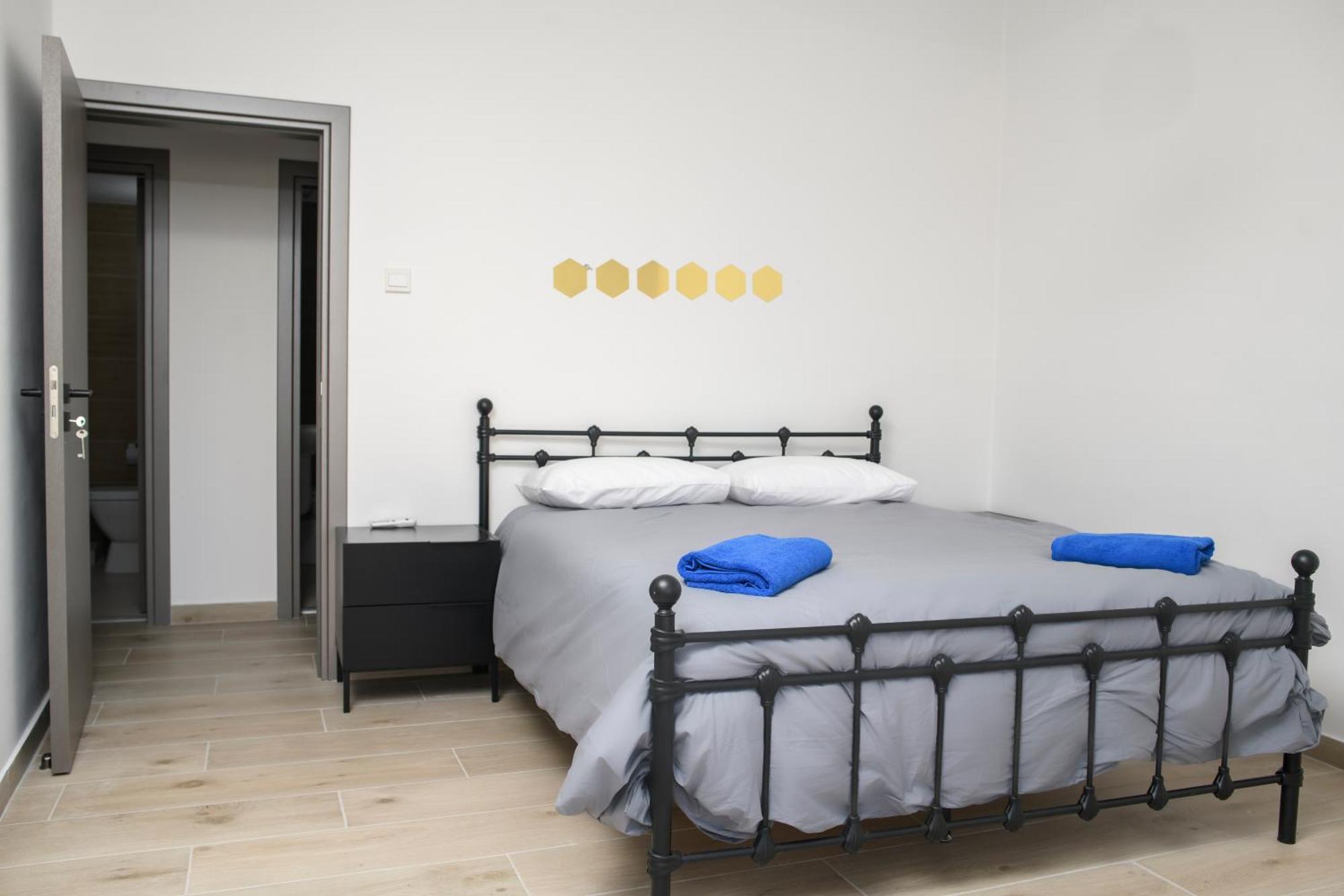 Ollies 3 Bedroom Apartment